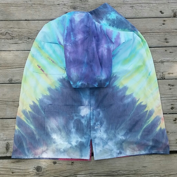 Scrub Top - Picture 7 of 8